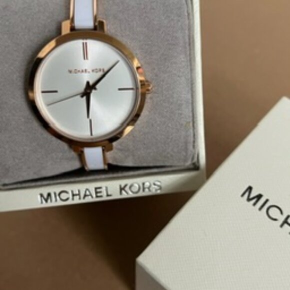 White Michael Kors Watch - Picture 2 of 9